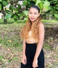 Dating Woman Madagascar to Sambava : Lina, 27 years